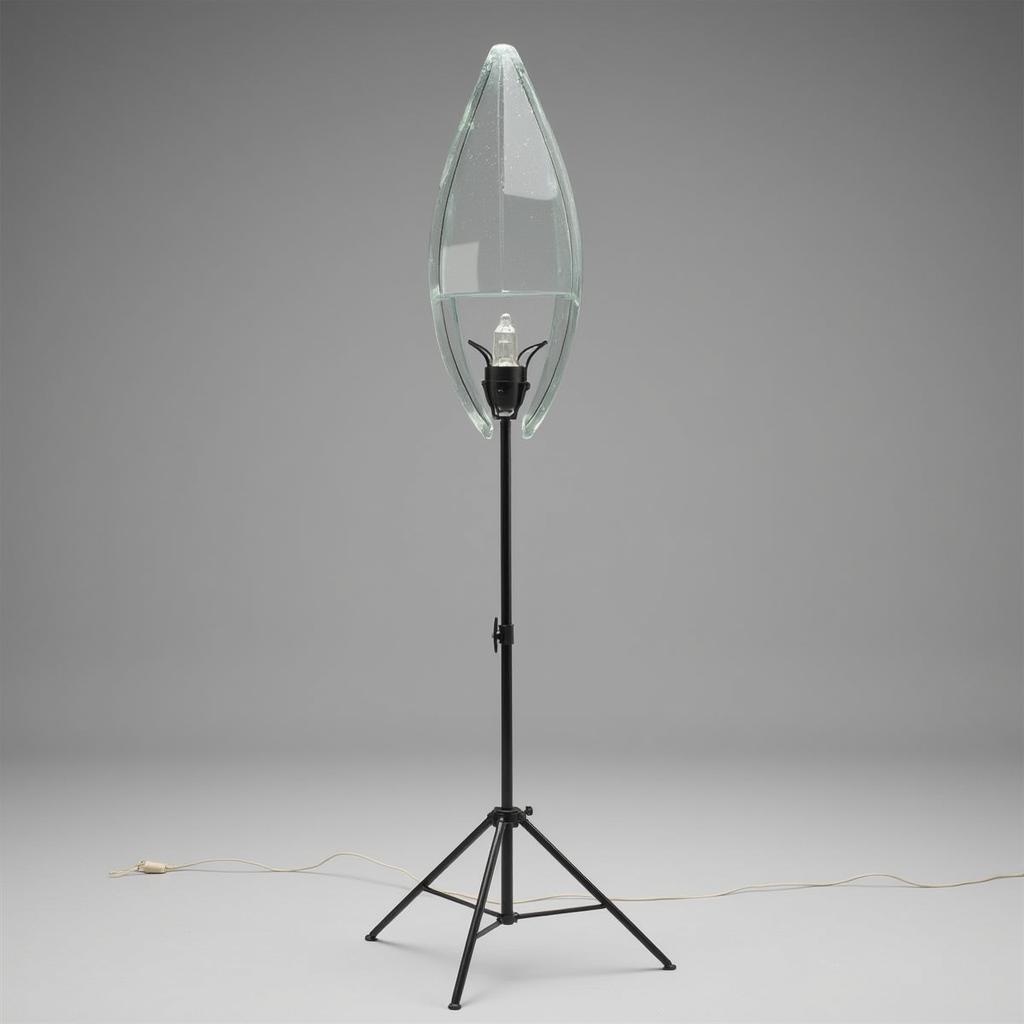 Light Stand Stability for Glass Art