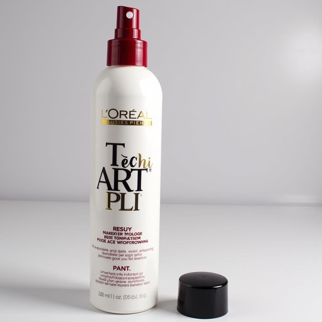 L'Oreal Tecni Art Pli Spray bottle close up